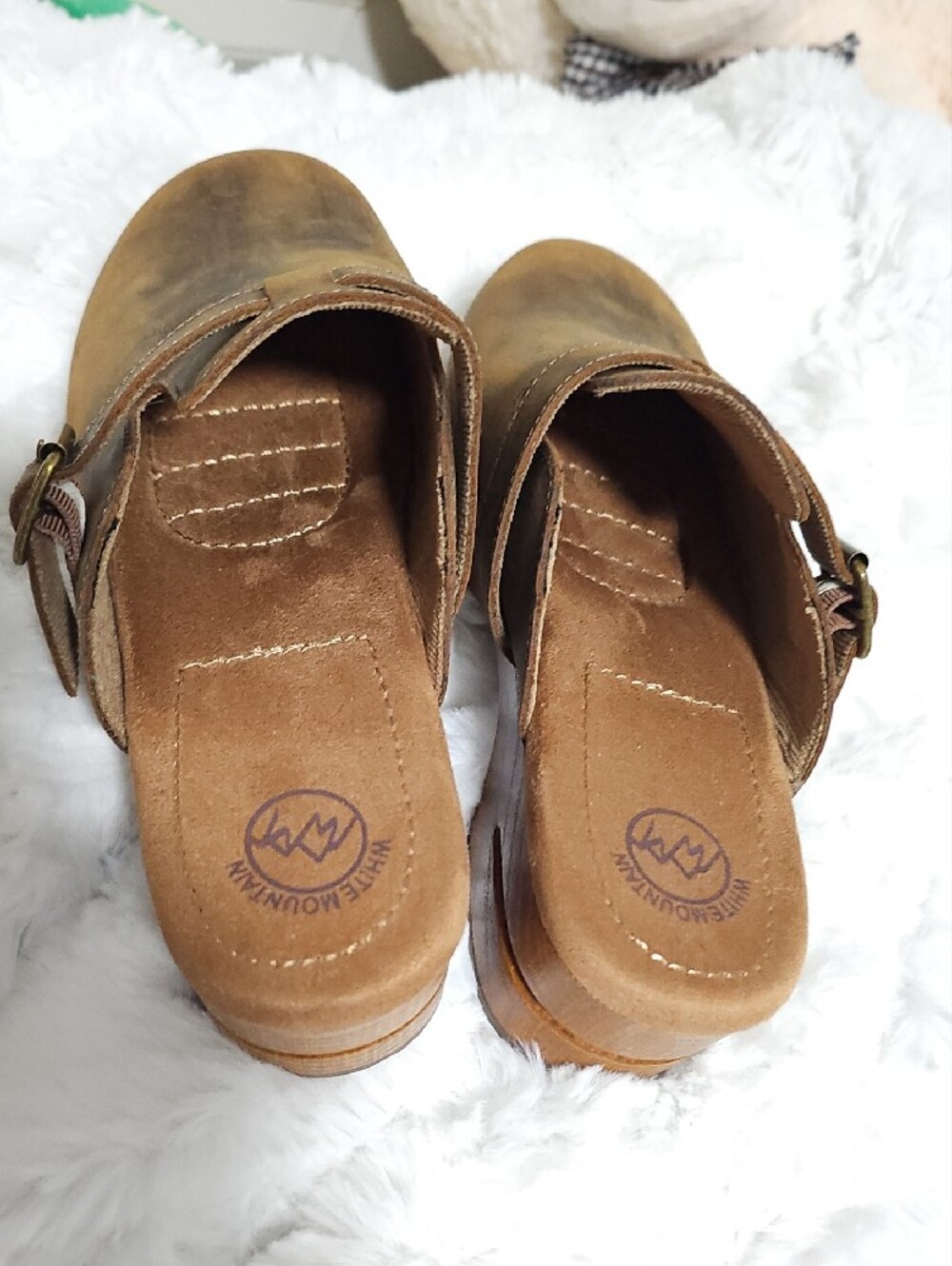 White Mountain Brown Leather Clog Mules - Picture 3 of 6
